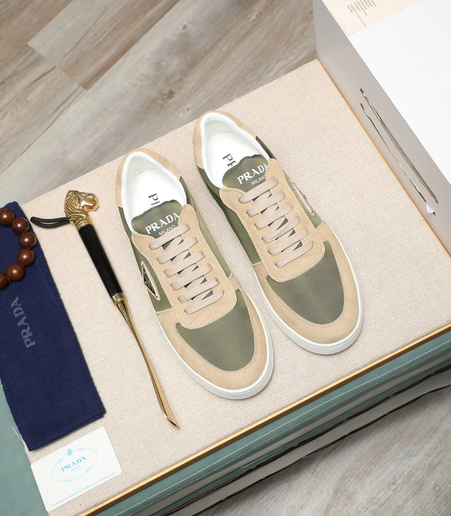 Men's men's shoes💰440🌹🌹[PRADA—Prada] latest model🙈original replica! 👟👟👟Available here. The workmanship is top-notch. The upper is made of Italian 🇮🇹Imported calfskin. ❗️Breathable genuine leather lining @Suitable for travel. The original version has an enlarged engraved sole, making it suitable for all kinds of travels, showing low-key luxury. Let quality speak for itself. Color: Size: 38-44